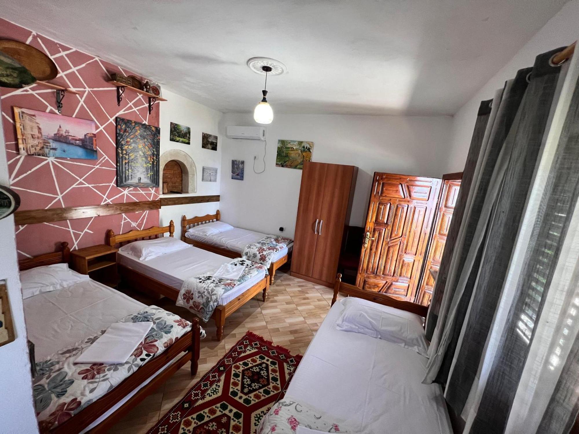 Rooms Merlika -Inside The Castle- Kruje Luaran gambar