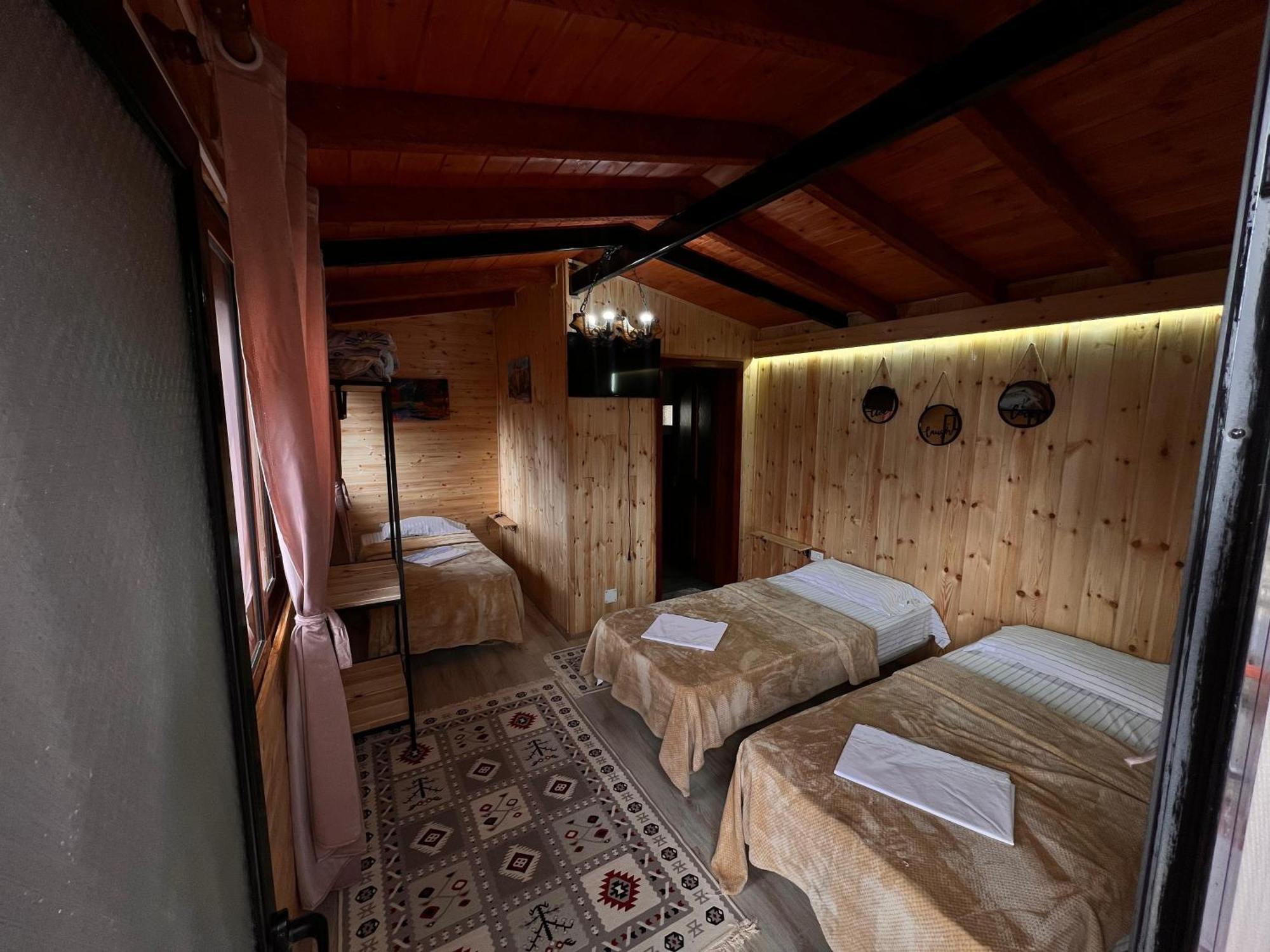 Rooms Merlika -Inside The Castle- Kruje Luaran gambar